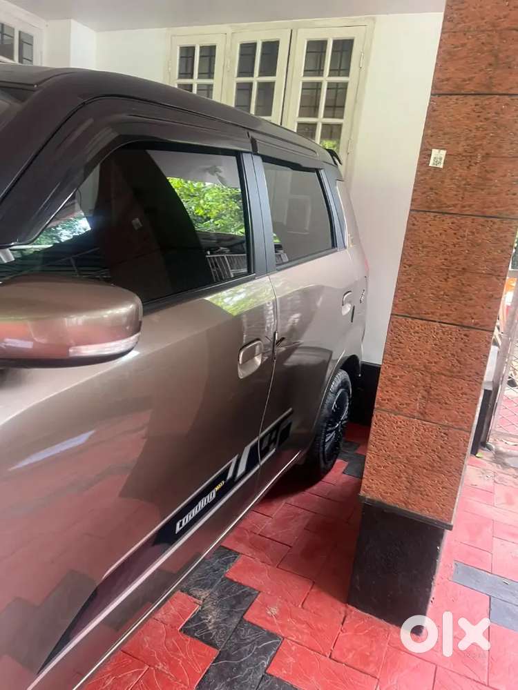 Maruti Suzuki Wagon R New Shape Automatic.