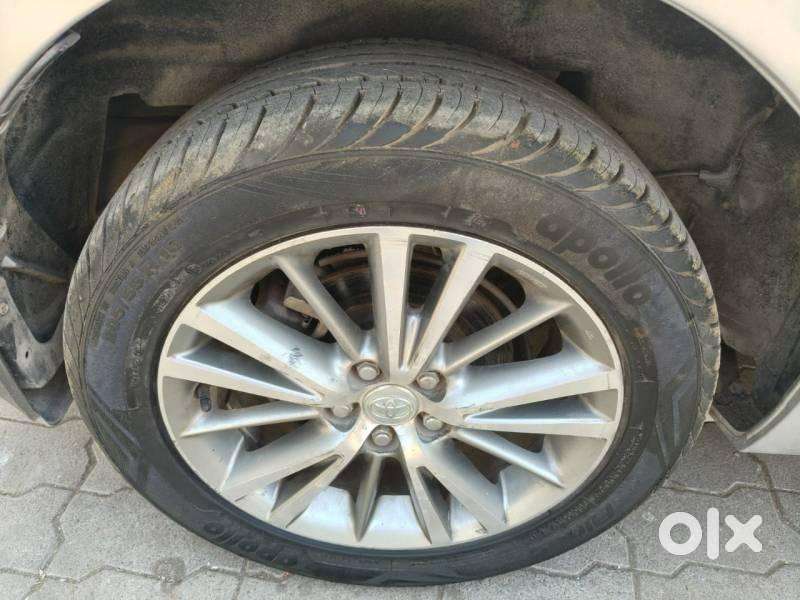 Toyota Corolla Altis 2013-2017 Vl At, 2016, Petrol