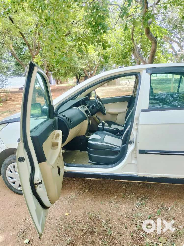 2014 Tata Indica Lsi