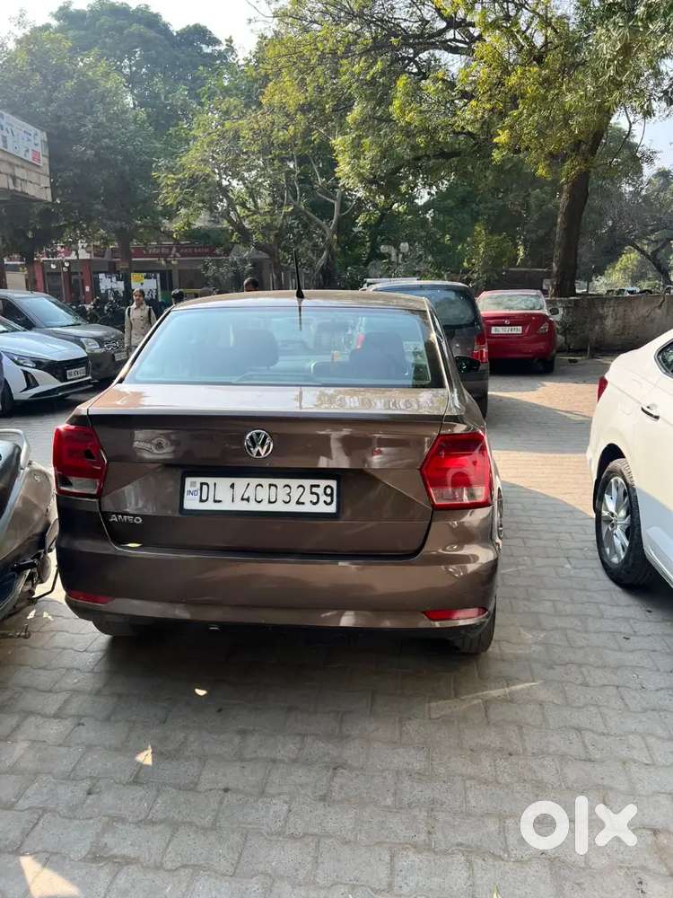 2017model Petrol 44000 Km Driven All Original Paint Bumper To Bumper I