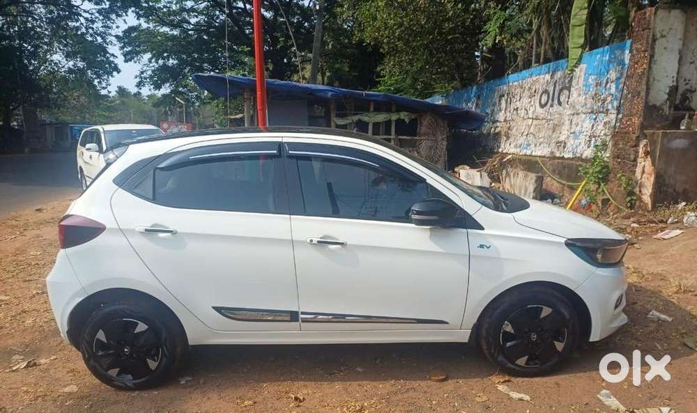 Tata Tiago Ev Tech Lux Long Range 2023