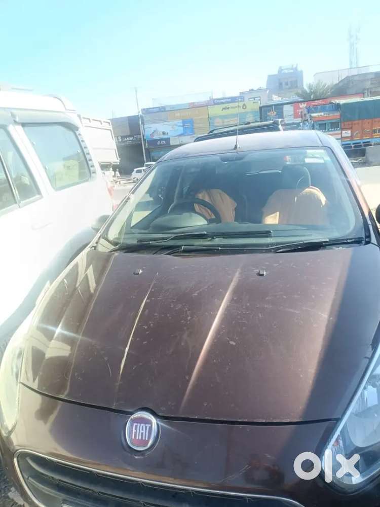 Fiat Punto 2017 Diesel  1 Lakh Km Driven  Condition  Urgent Sale