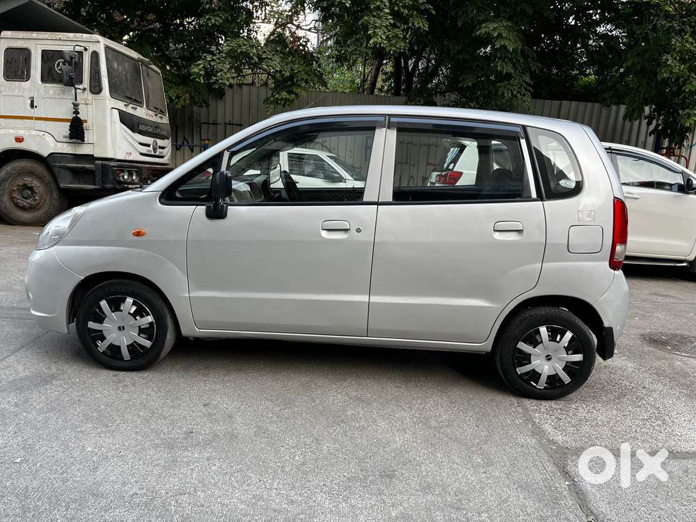 Maruti Suzuki Estilo Lxi Cng, 2012, Cng & Hybrids