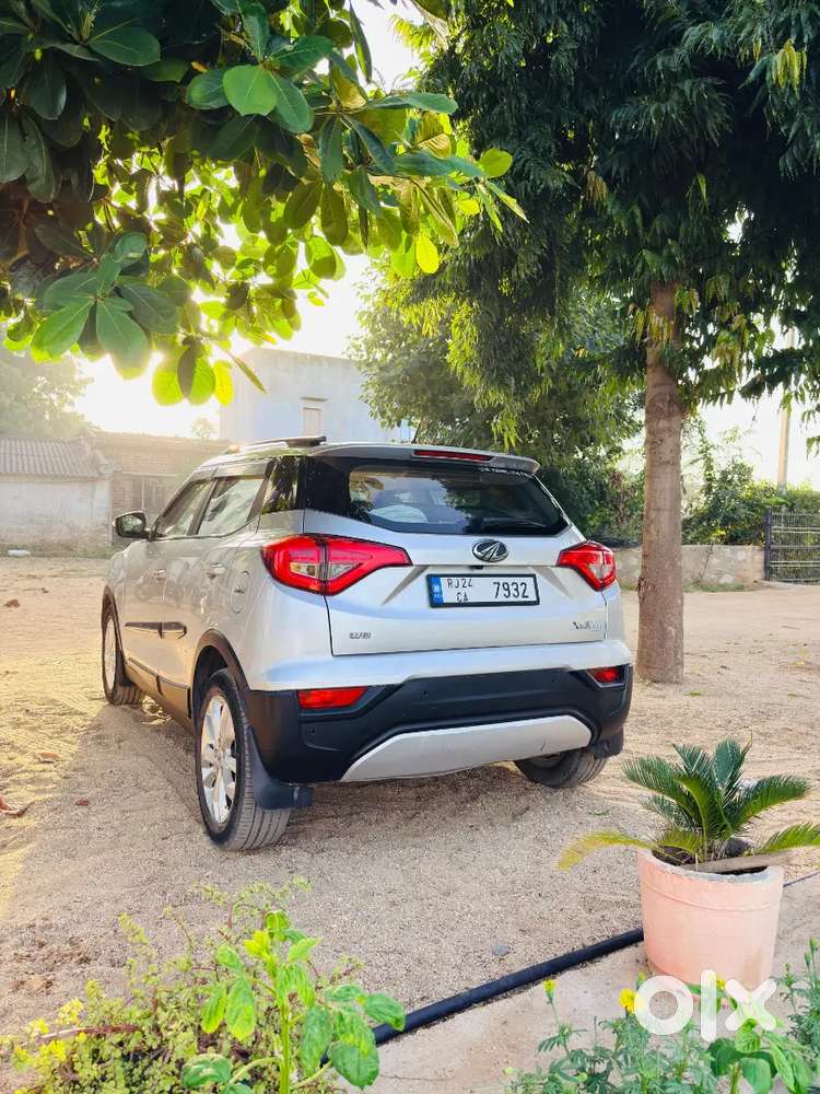 Mahindra Xuv300 W8