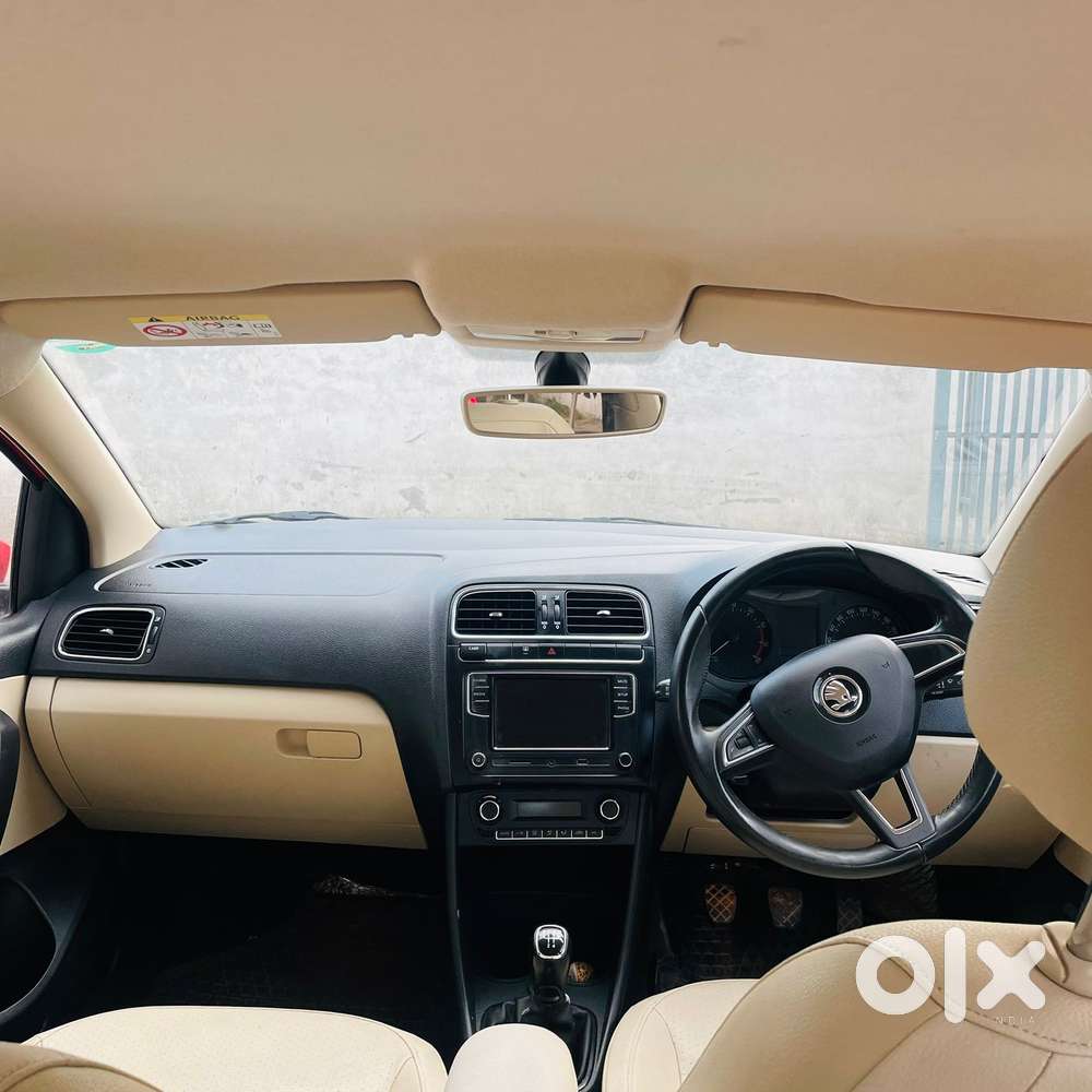 Skoda Rapid 1.6 Mpi Mt Elegance Plus, 2017, Petrol