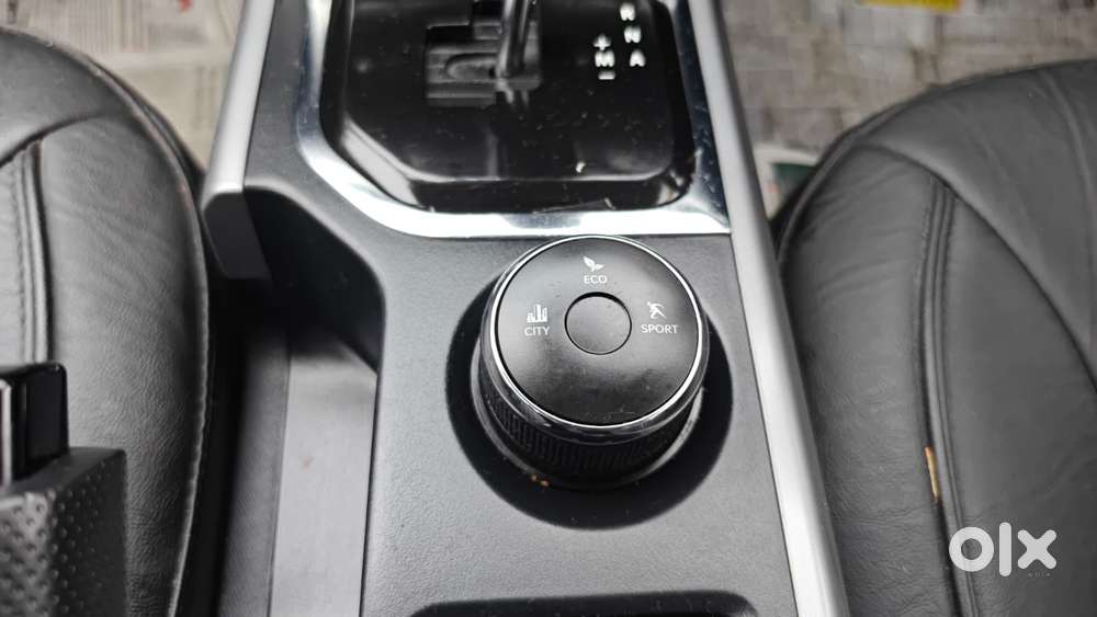 Tata Nexon 1.2 Revotron Xma Amt (s), 2022, Petrol