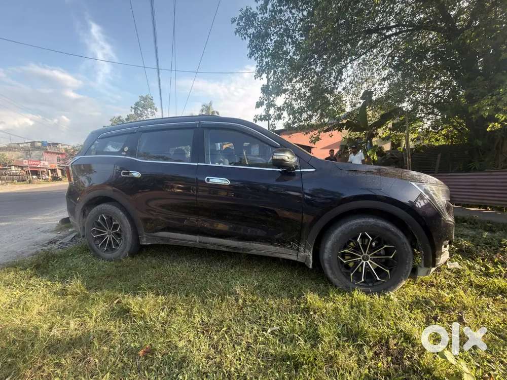 Mahindra Xuv700 Petrol 2024