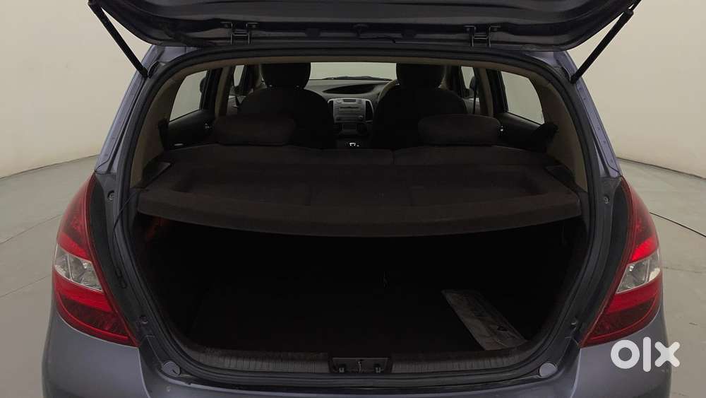 Hyundai I20 Asta 1.4 At Vtvt, 2011, Petrol