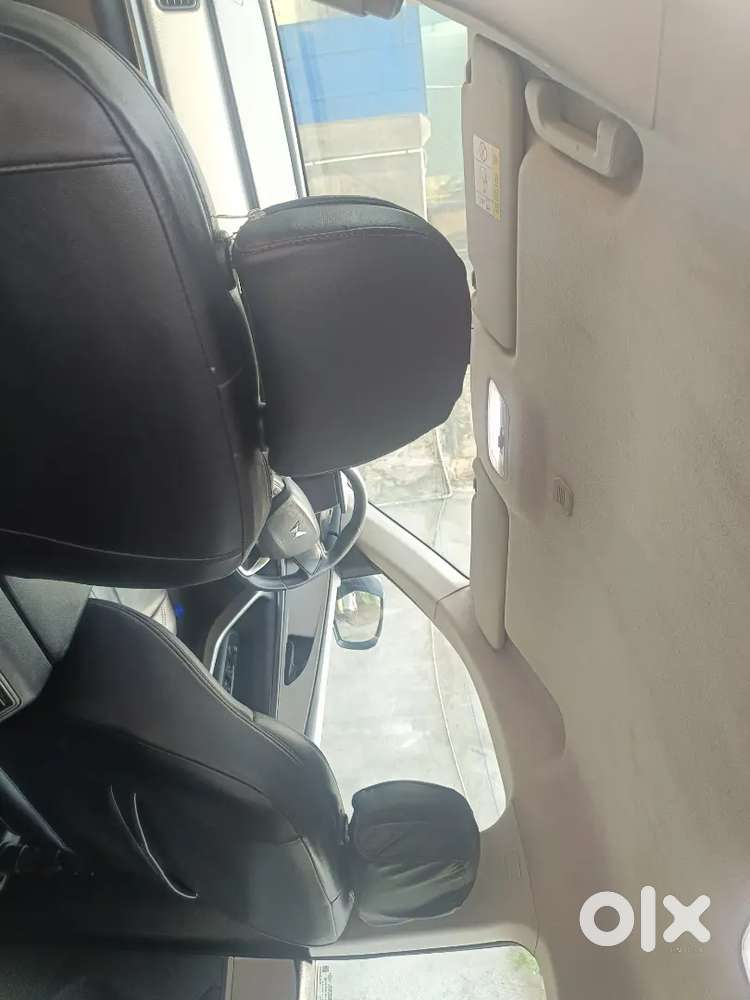 Mahindra Xuv700 2022 Diesel 115000 Km Driven