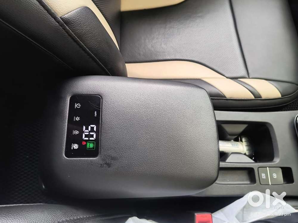 Hyundai Alcazar Petrol 2023 Platinum