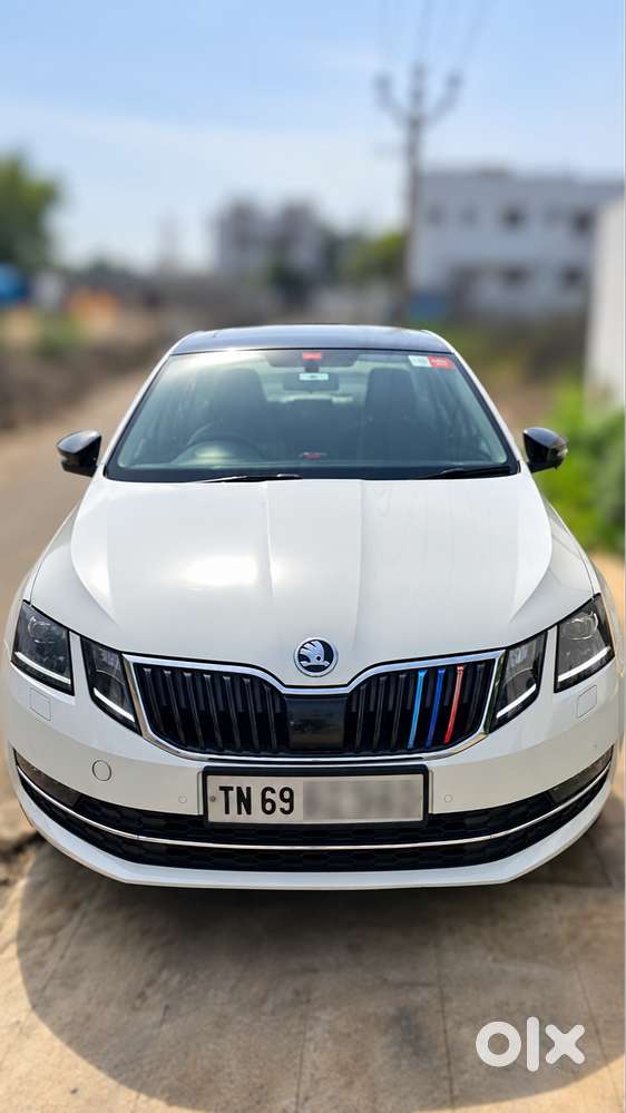 Skoda Octavia 2018 Tsi At L&k White
