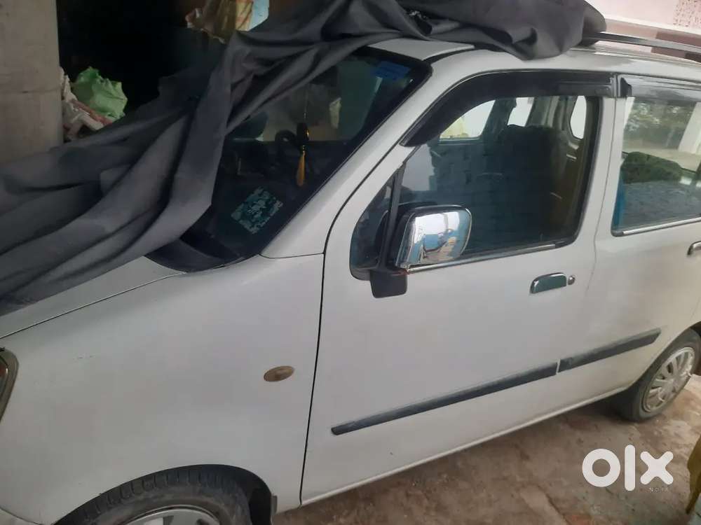 Gadi Ekadam Okay Hai Acchi Condition Mein Shahjahanpur Transfer