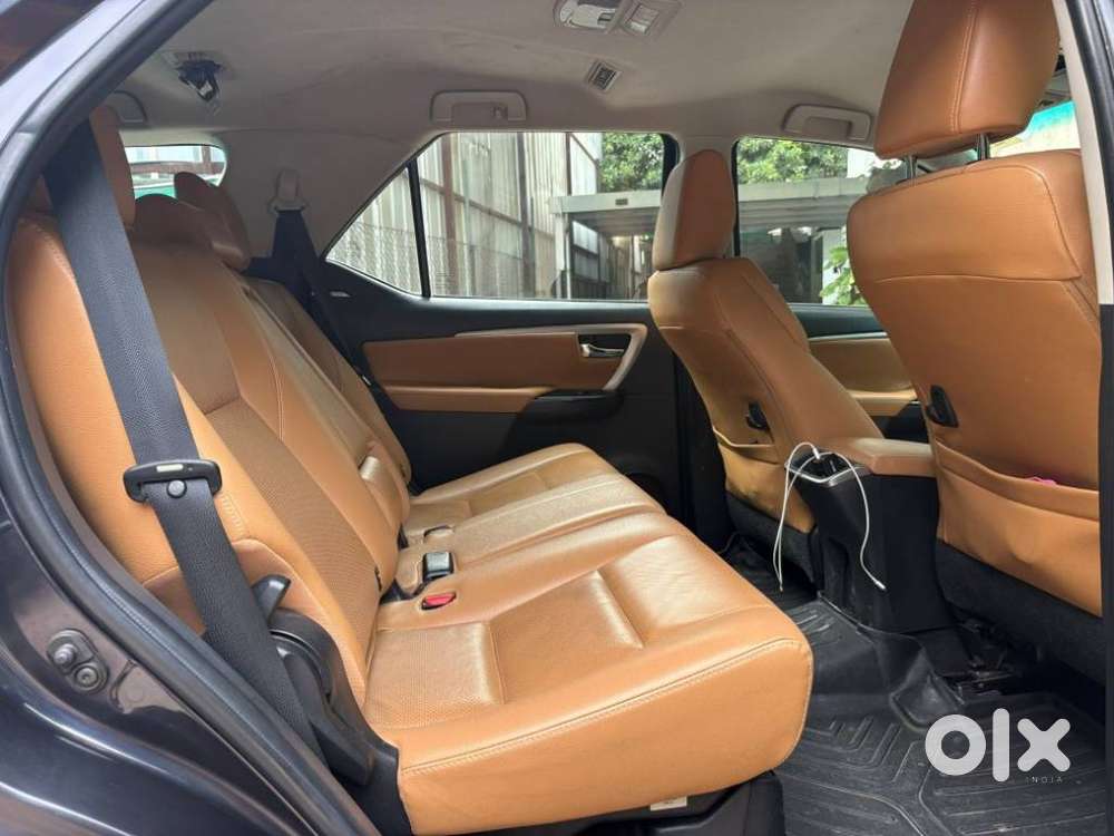 Toyota Fortuner 4x2 At 2.8 Diesel, 2021, Diesel