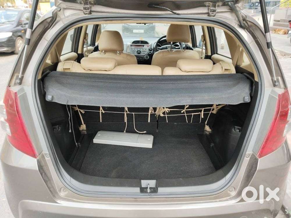 Honda Jazz S Mt I-vtec, 2011, Petrol