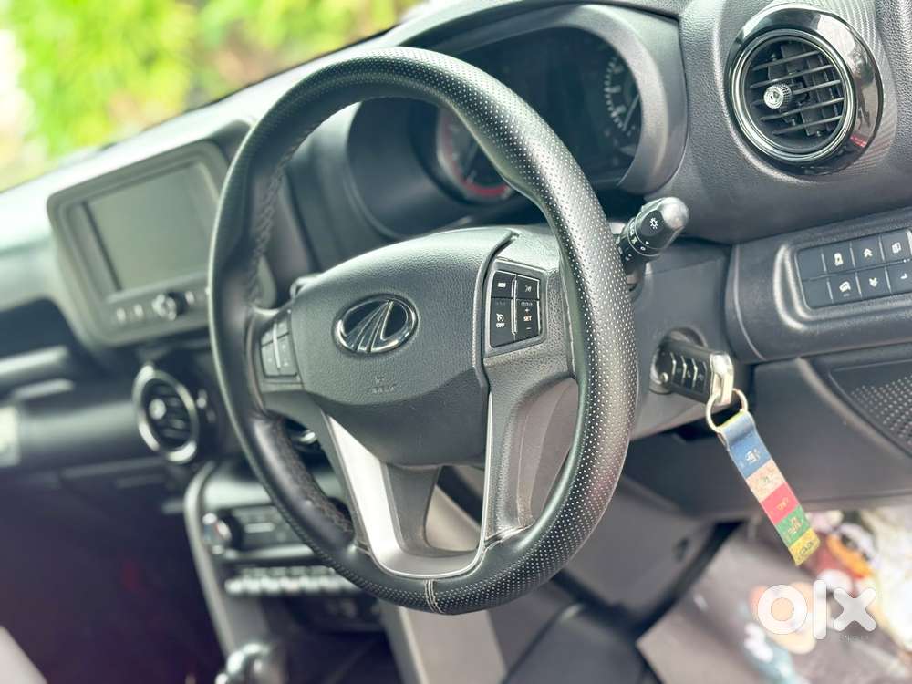 Mahindra Thar, 2022, Petrol