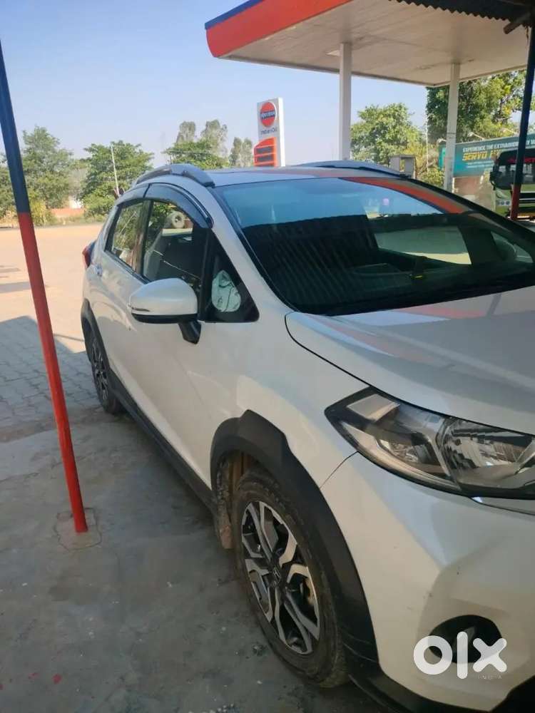 Top Modal Sunroof Ke Sath  Gadi Me Koi Bhi Problem Nhi H