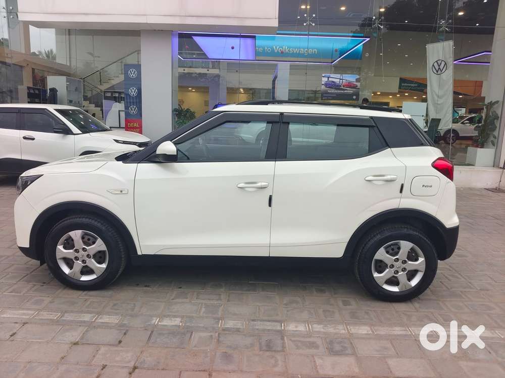 Mahindra Xuv300 W6, 2023, Petrol