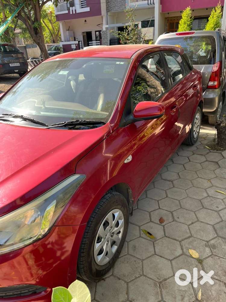 Hyundai I20 2016 Petrol Well Maintained  65174 Driven