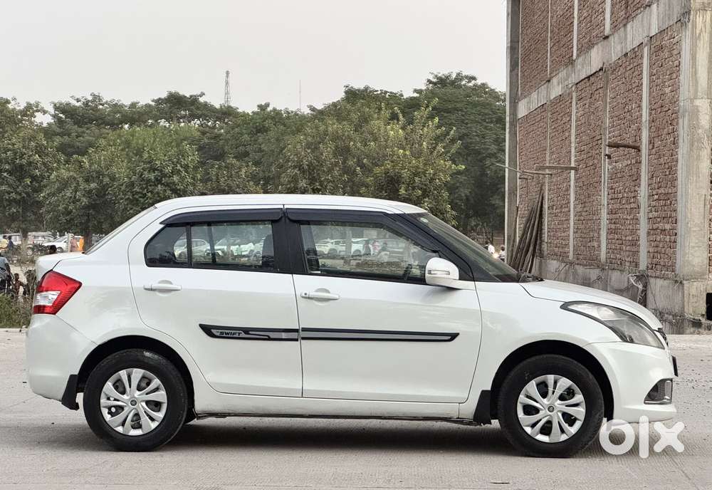 Maruti Suzuki Swift Dzire Vxi Optional, 2017, Petrol