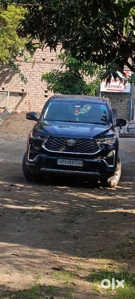 Toyota Innova Hycross 2025 Hybrid