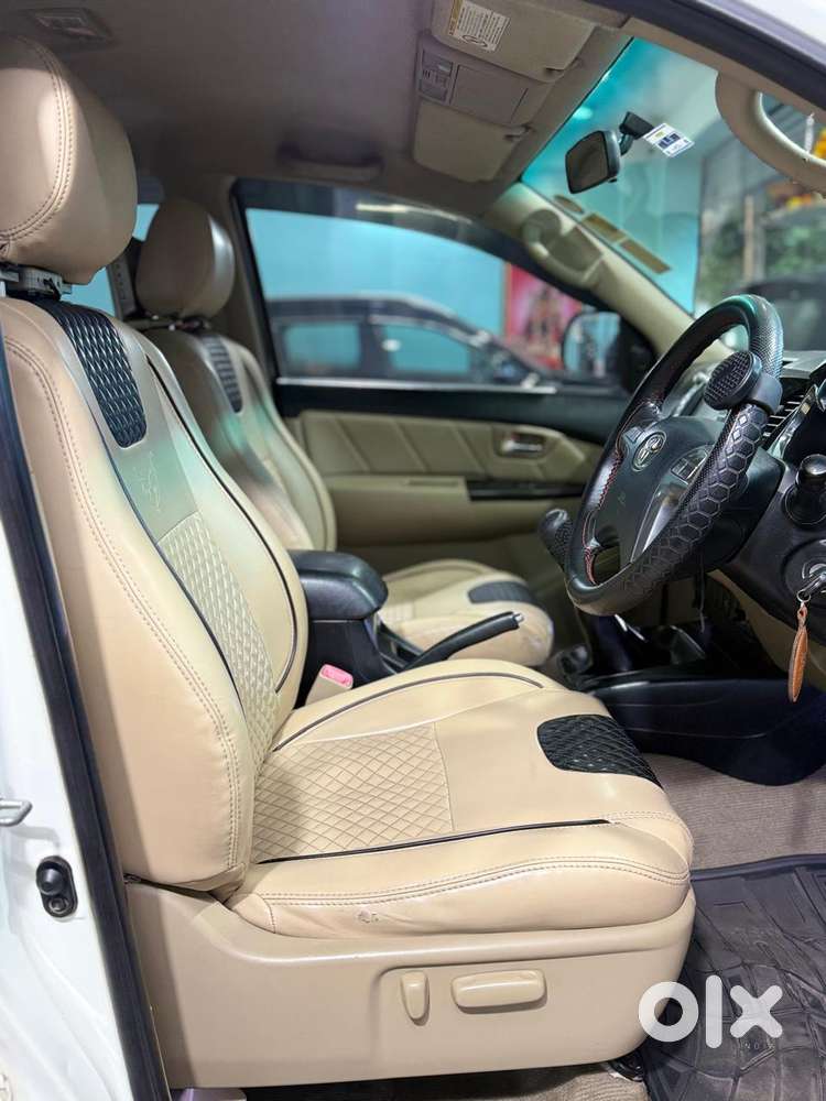 Toyota Fortuner 4x2 Manual, 2015, Diesel
