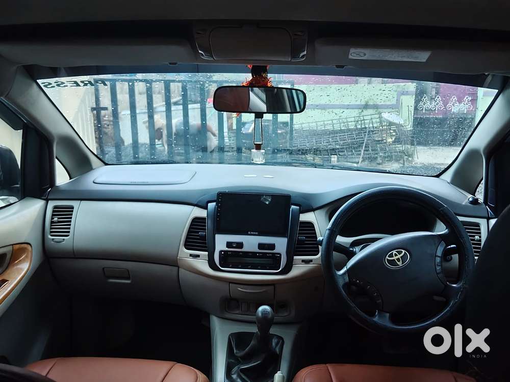 Toyota Innova 2.0 V, 2010, Diesel