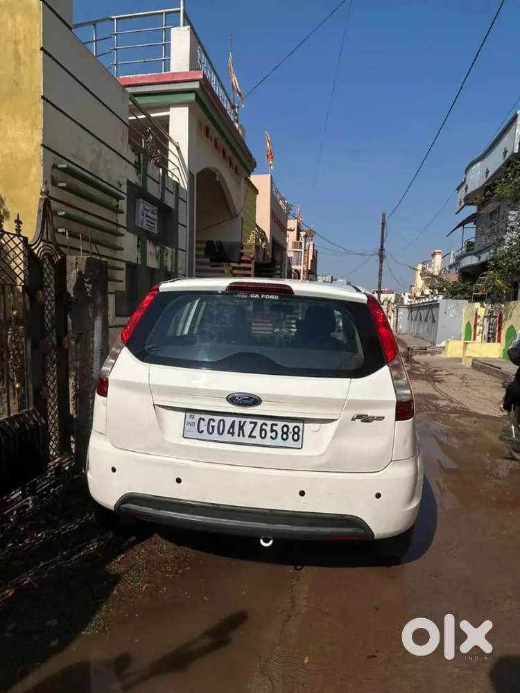 Ford Figo 2014 ( Argent Sell )