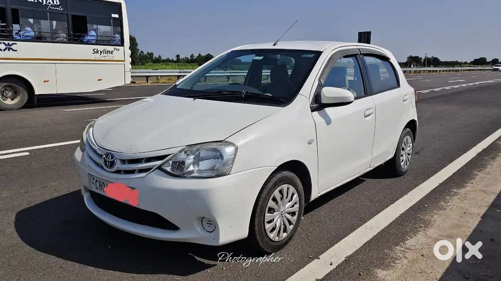 Toyota Etios Liva 2014 2nd Owner A Chandigarh Number