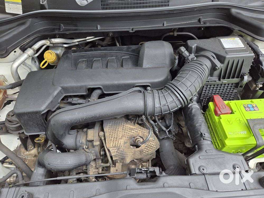 Mahindra Xuv300 W8 Option Diesel, 2022, Diesel