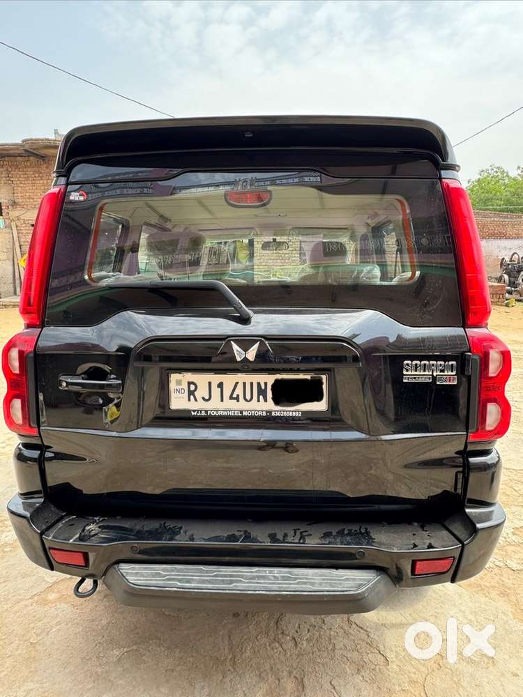 Mahindra Scorpio 11 Classic 2025 Diesel Manual