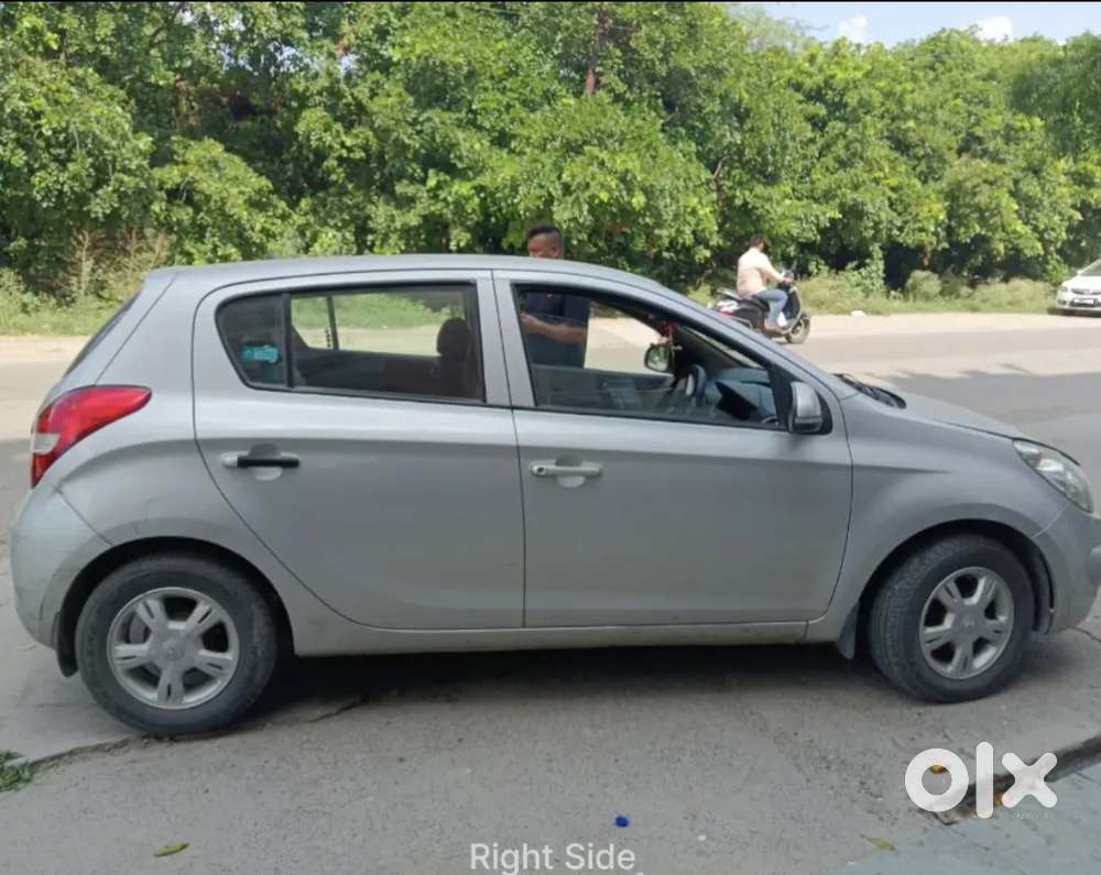 Urgent Sale! Excellent Condition I20 Sportz 2nd Owner Fully Maintain