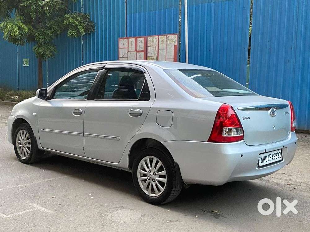 Toyota Etios V, 2012, Petrol