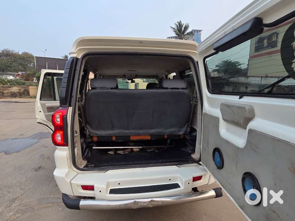 Mahindra Scorpio S10, 2016, Diesel