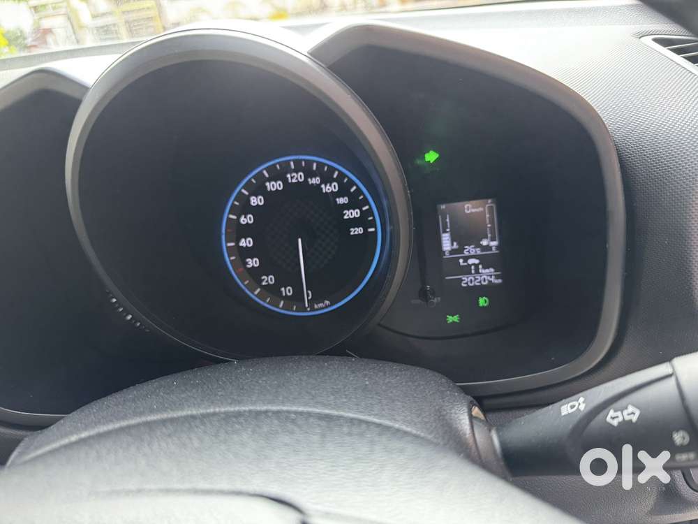 Hyundai Venue S (o) 1.2 Petrol Knight Edition, 2021, Petrol