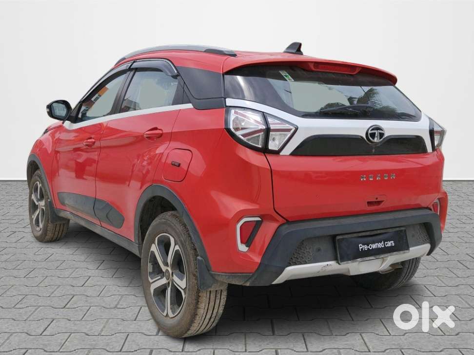 Tata Nexon 1.2 Revotron XZA Plus, 2023, Petrol