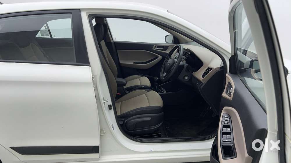 Hyundai Elite I20 [ ] 1.2 Sportz, 2015, Petrol