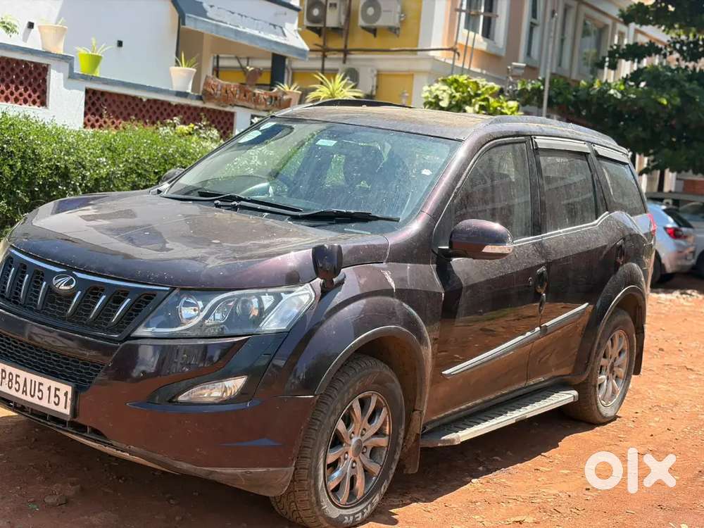 Mahindra Xuv500 2.2 W10 2015 Diesel Car