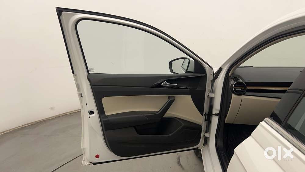 Skoda Slavia Style 1.5l Tsi Dsg, 2022, Petrol