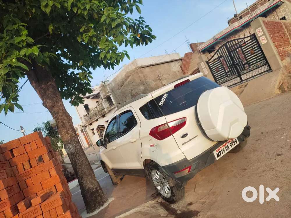 Ford Escort Sport डीज़ल 2014