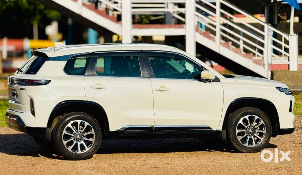 Maruti Suzuki Grand Vitara 1.5 Alpha Plus Intelligent Hybrid Ecvt, 2..
