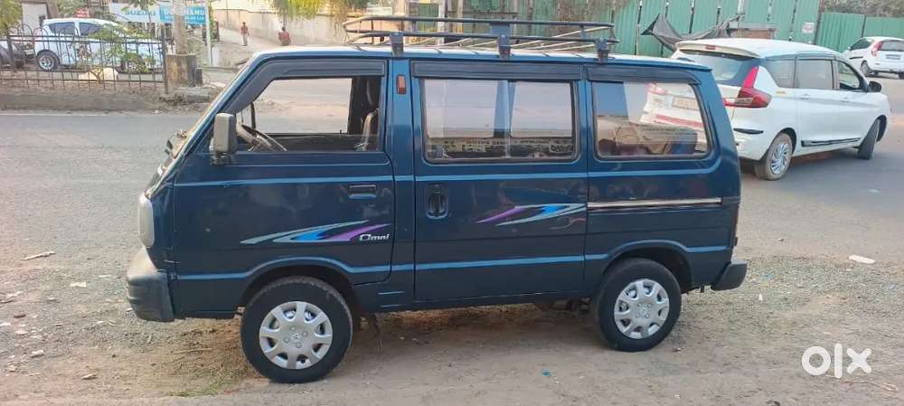 Maruti Suzuki Omni 2010