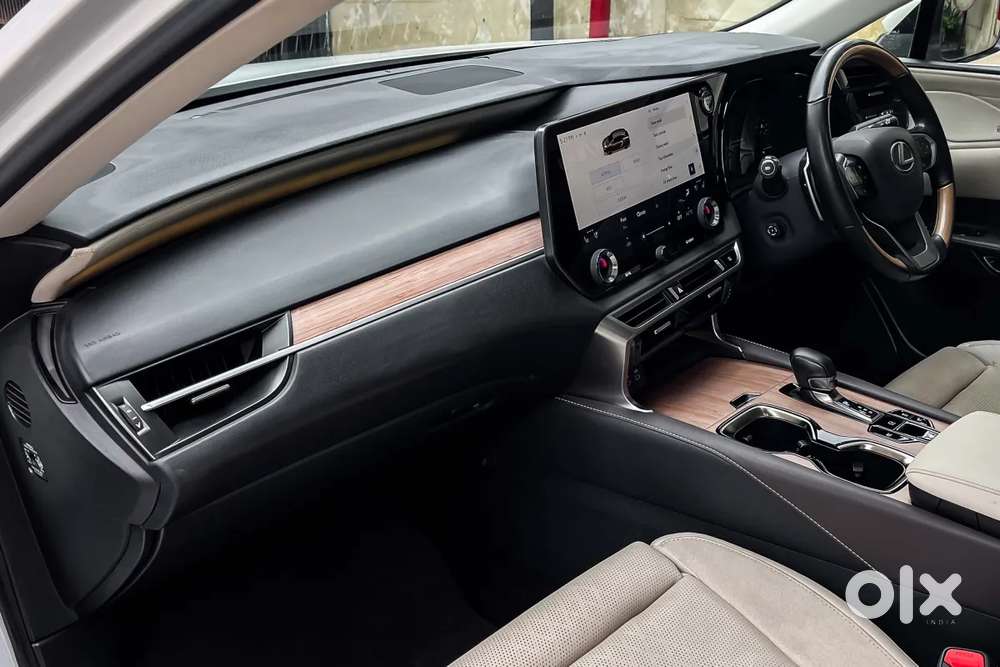 Lexus Rx, 2025, Petrol