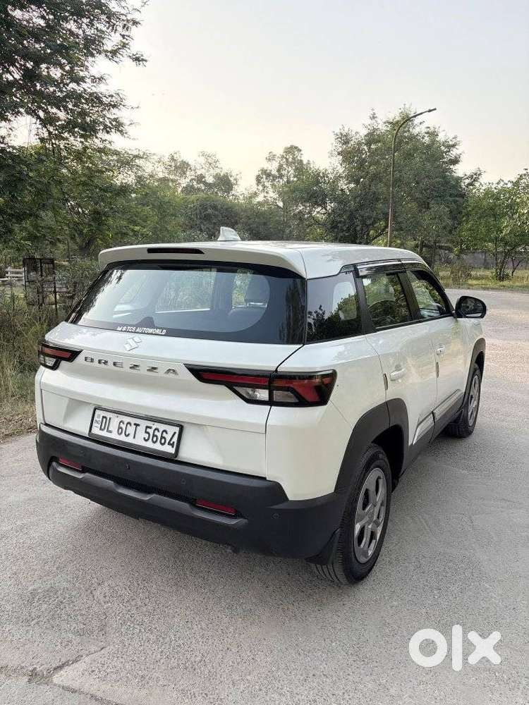 Maruti Suzuki Brezza 1.5 Lxi Cng, 2024, Petrol