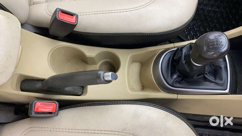 Hyundai Verna Hyundai-verna-2015-2016-1.6-crdi-s-option, 2015, Diese..