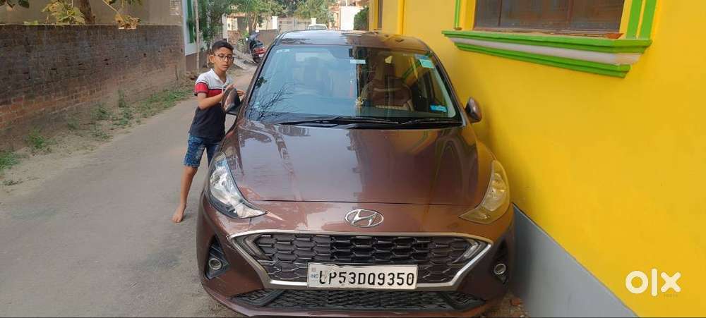 Hyndai Aura Sx Second Top Model