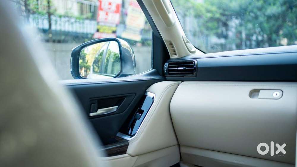 Toyota Land Cruiser Vxr V8 Petrol, 2025, Petrol