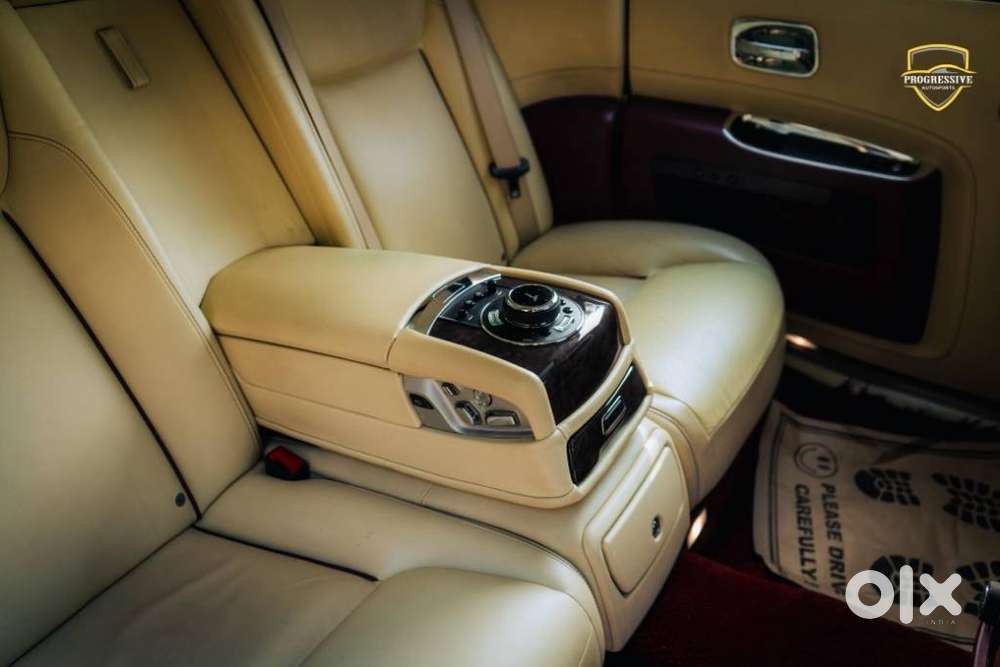 Rolls-royce Ghost Standard, 2017, Petrol