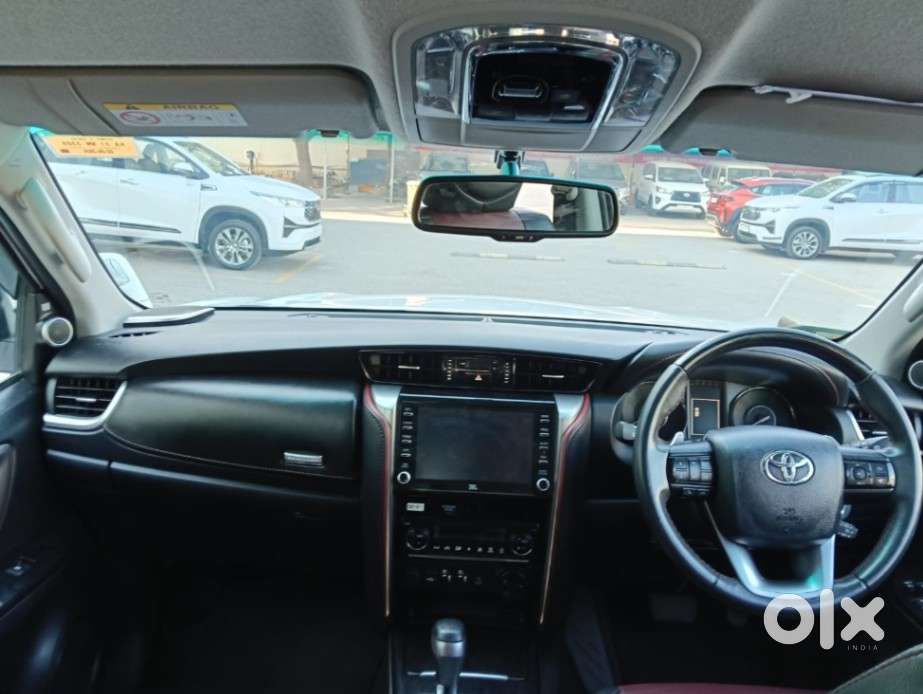 Toyota Fortuner Legender 4x2 At 2.8, 2024, Diesel