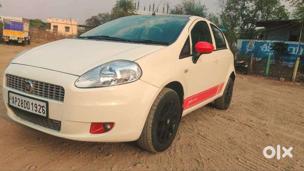 Futures 1,auto Climate Ac Function  2, 2 Air Bag's 3,abs