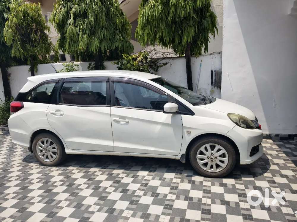 Honda Mobilio 1.5 S 2015 Very Good Codition